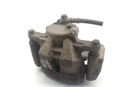 Toyota RAV 4 (XA20) Front brake caliper