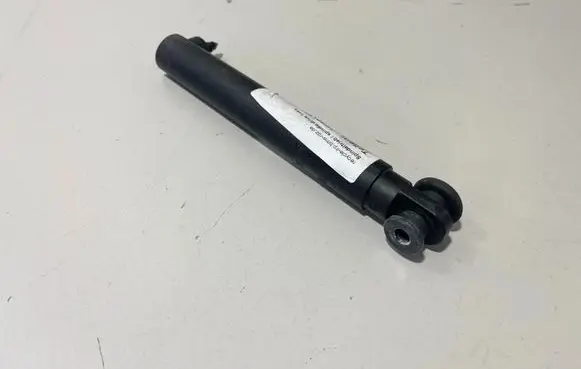 BMW X7 G07 Tailgate/trunk strut/damper 7473097