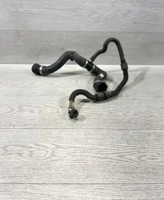 BMW 4 F32 F33 Engine coolant pipe/hose 8616552
