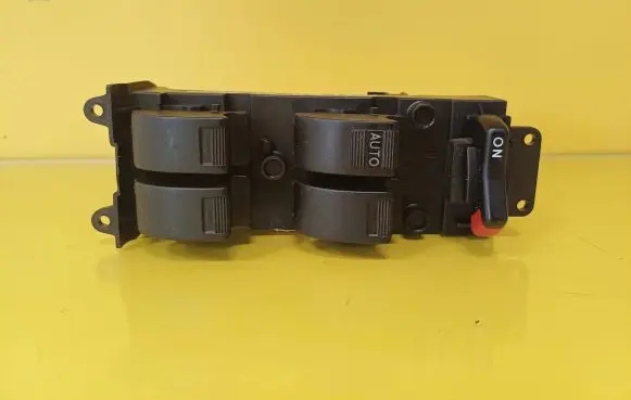 Honda Accord Electric window control switch S1AM18598