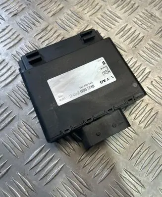Audi A5 Sportback 8TA Voltage converter/converter module 8K0959663B