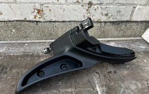 BMW X6 E71 Rear seat side bottom trim 51479123330 9123330
