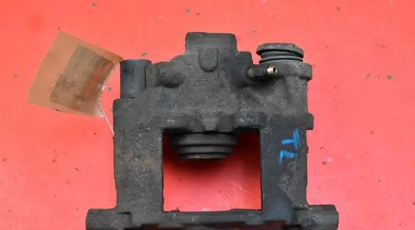 Peugeot 607 Rear brake caliper
