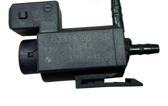 BMW X5 E70 Turbo solenoid valve 70231800