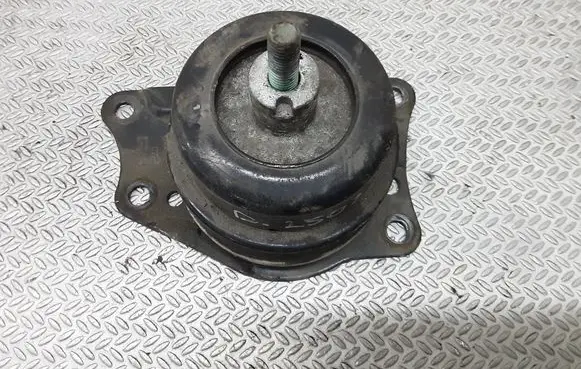 Skoda Fabia Mk1 (6Y) Engine mount bracket 6Q0199262AN