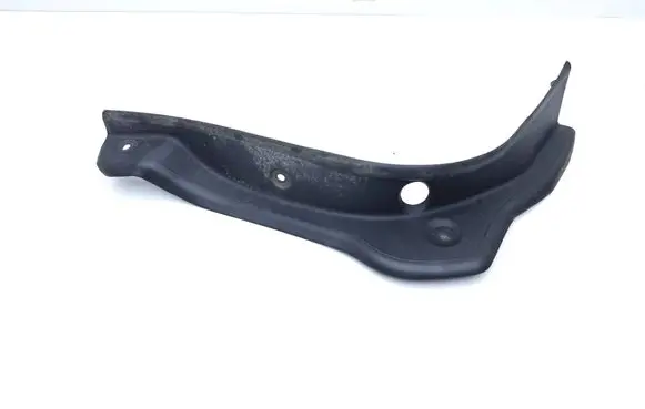 BMW 4 F36 Gran coupe Rear/tail light trim molding 7474489 BBP228201