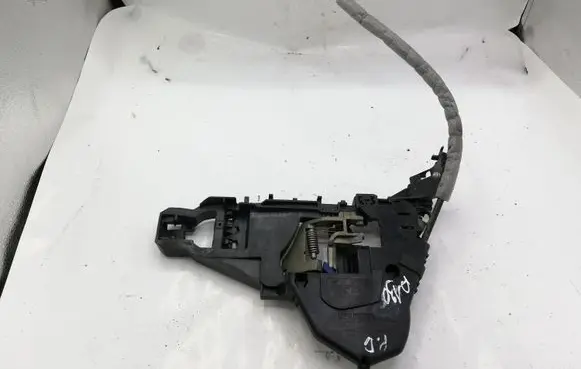 Mercedes-Benz ML W164 Front door exterior handle/bracket A1647601834