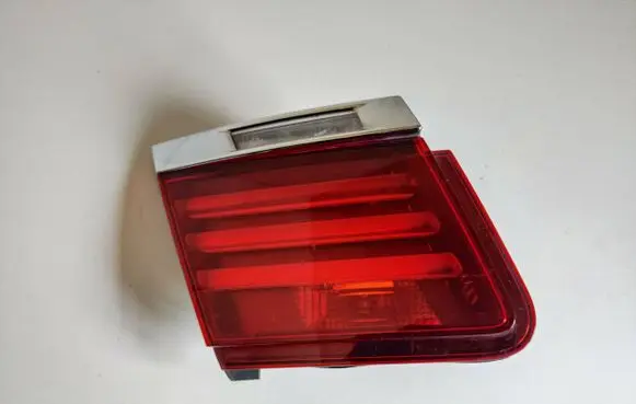 BMW 7 F01 F02 F03 F04 Tailgate rear/tail lights 7300271