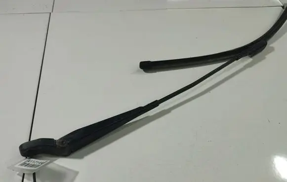 Skoda Fabia Mk2 (5J) Front wiper blade arm 