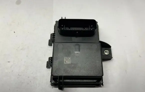 Chevrolet Camaro Fuel injection pump control unit/module 84084066