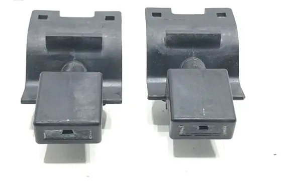 Toyota Avensis T270 Windshield washer spray nozzle 