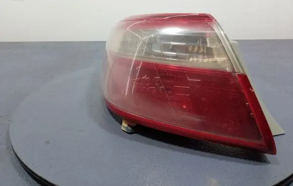 Toyota Camry Rear/tail lights