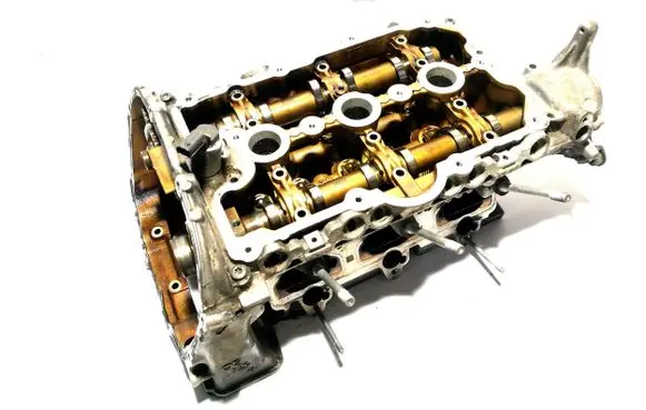 Audi Q7 4L Engine head 06E103403M 06E109102BG 06E109104Q