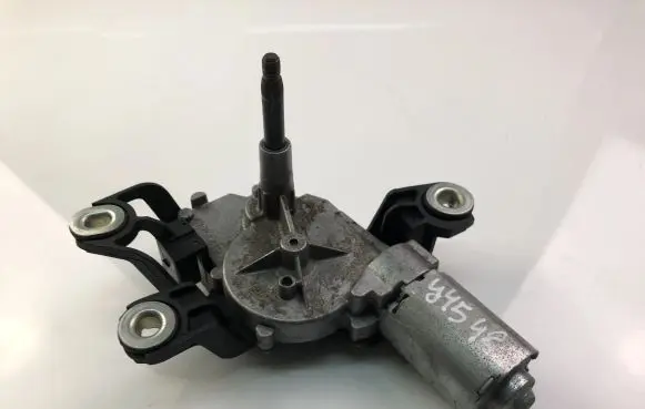 Seat Alhambra (Mk2) Wiper motor 5K6955711B