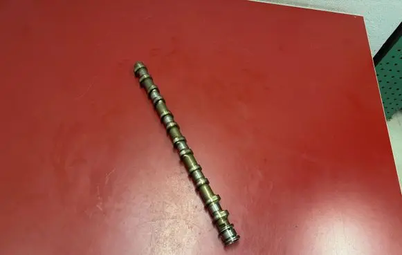BMW X3 F25 Camshaft 7576161 11317576161