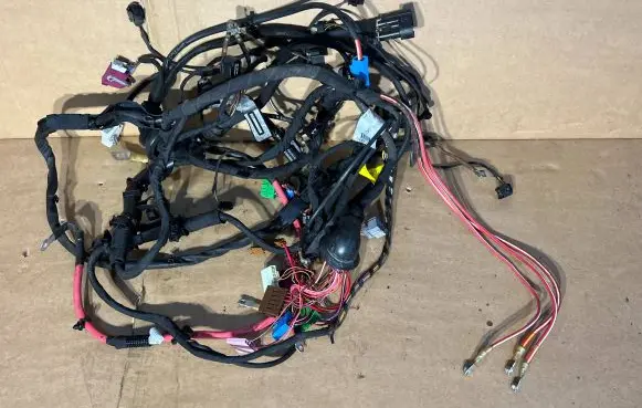 Mercedes-Benz E W213 Engine installation wiring loom