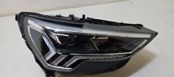Audi Q3 F3 Headlight/headlamp 83A941034