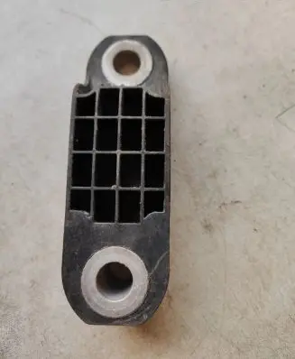 BMW 3 G20 G21 Sway bar bush bracket, front 868147