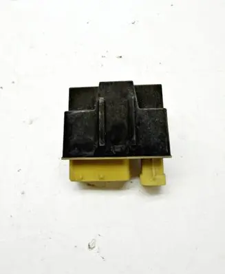 Citroen Berlingo Glow plug pre-heat relay 9652021180 018010951
