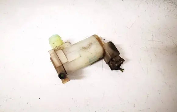 Nissan X-Trail T30 Windscreen/windshield washer pump 224615a 224615-a