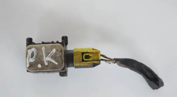 Mercedes-Benz ML W164 Airbag deployment crash/impact sensor 0038202926