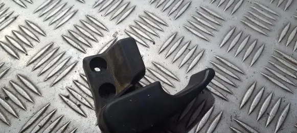 Engine bonnet (hood) release handle