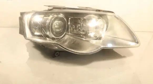 Volkswagen PASSAT B6 Headlight/headlamp 3C0941752K