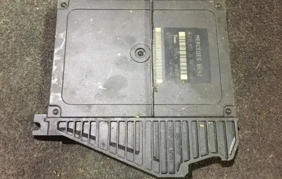 Mercedes-Benz E W210 Comfort/convenience module 2108203826 335626