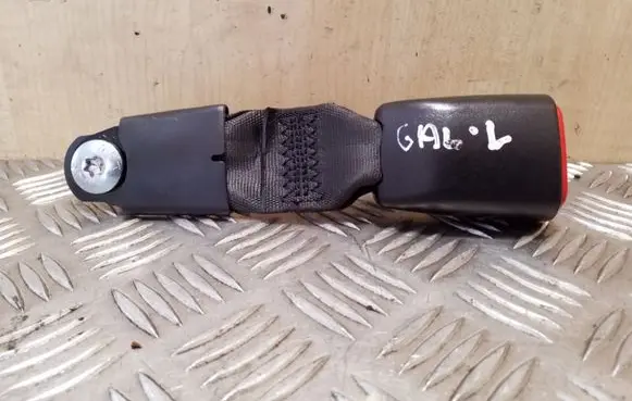 Opel Antara Rear seatbelt buckle
