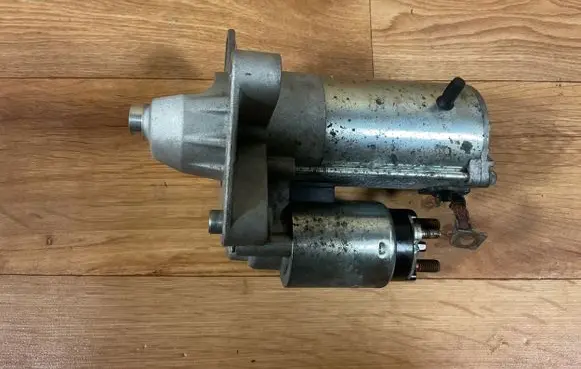 Ford Focus Starter motor 1590302400