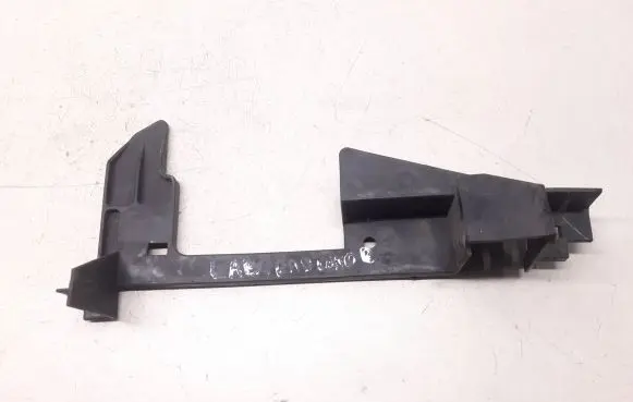 Nissan Murano Z50 Radiator mount bracket