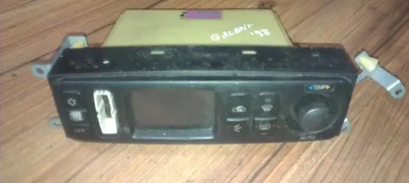 Mitsubishi Galant Climate control unit mr360372 caa502a040a