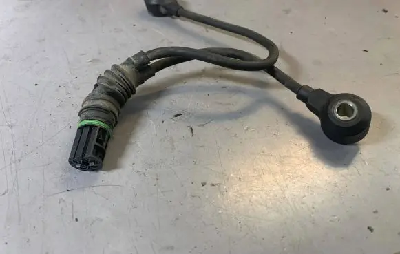 Detonation knock sensor