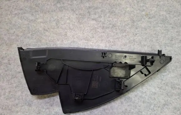 Seat Arona Dashboard side end trim 6F2858217