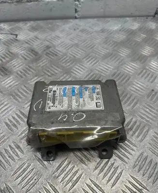 Honda Accord Airbag control unit/module 77060SEFE811M1 131003