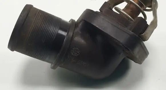 Peugeot 1007 Thermostat housing 