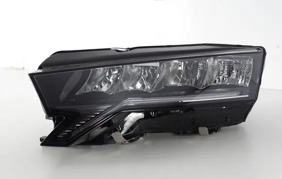Skoda Octavia Mk4 Headlight/headlamp 5E4941009