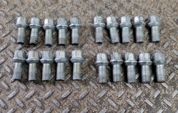 Volkswagen Tiguan Allspace Nuts/bolts 