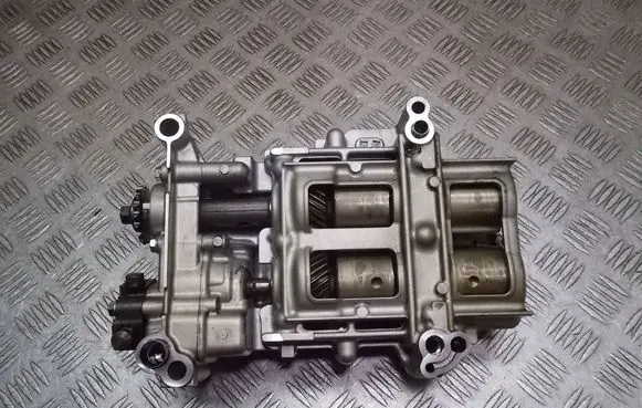 Honda Accord Camshaft holder 