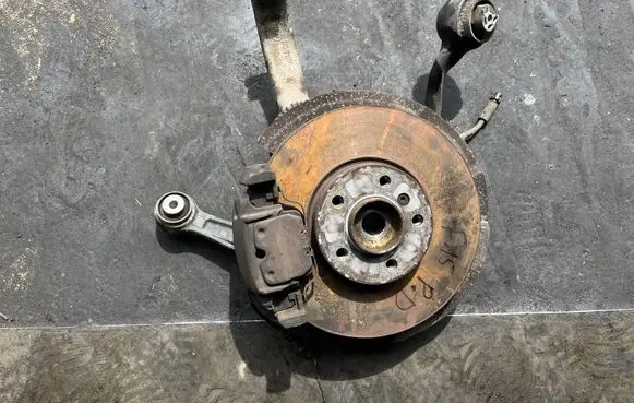 BMW X5 F15 Front wheel hub spindle knuckle 77377317
