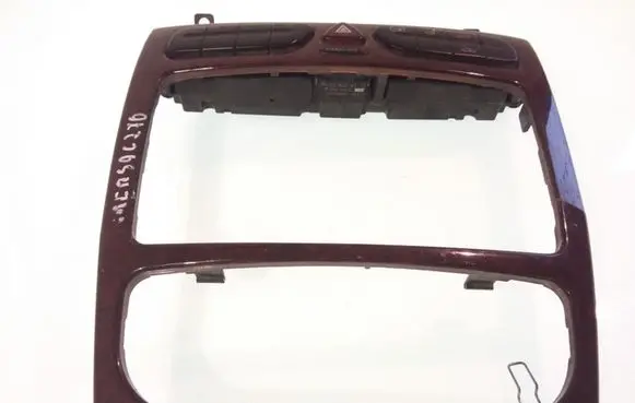 Mercedes-Benz C W203 Radio/GPS head unit trim 2038209310 A2036804639