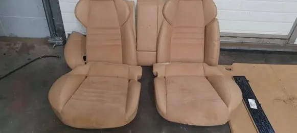 Seat set