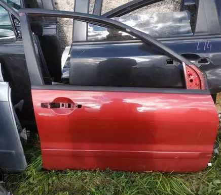 Mitsubishi Lancer Front door