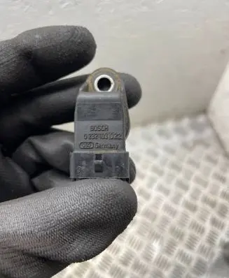Chrysler Voyager Camshaft position sensor 0232103022