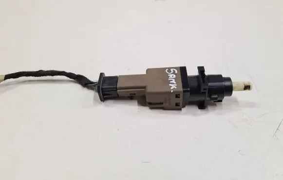 Clutch pedal sensor