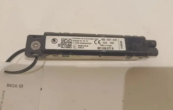 Skoda Scala Aerial antenna amplifier 657035577B
