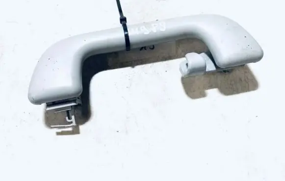 Toyota Avensis T270 Rear interior roof grab handle l1020373