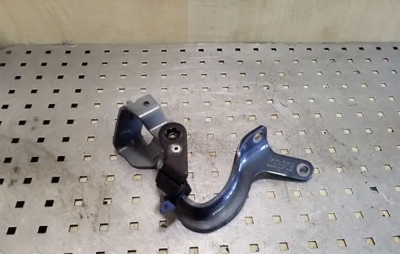 Audi Q7 4L Tailgate/trunk/boot hinge 4L0827300B