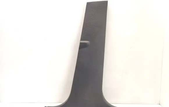 (B) pillar trim (bottom)