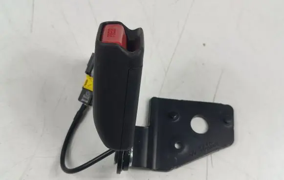 Citroen DS4 Rear seatbelt buckle 96748537XT